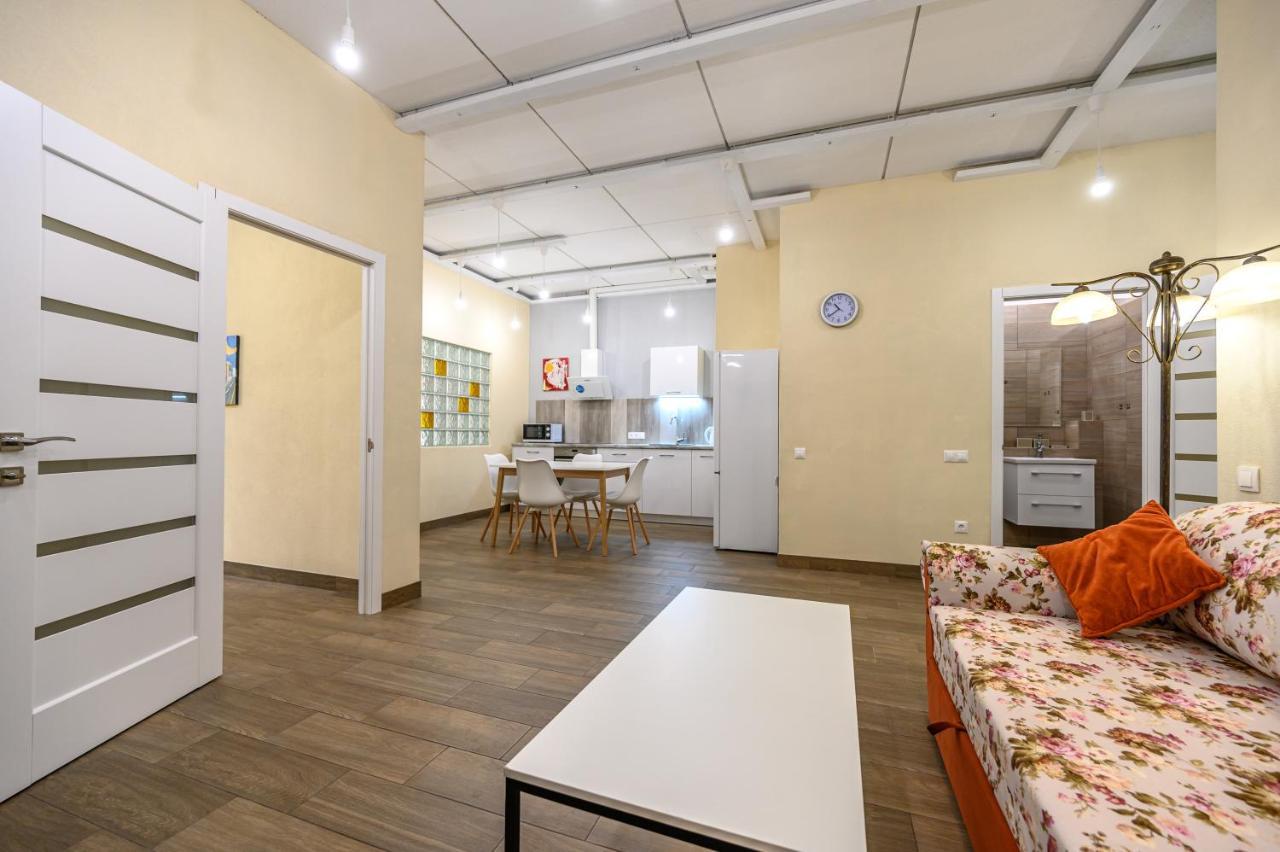 Gagarin Plaza 63 Leilighet Odessa Eksteriør bilde